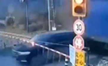 Terrifying Moment: SUV Driver Narrowly Escapes Train Collision in Utah