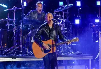 Sewer Fatberg of ‘Grease and Rags’ Forces Bryan Adams to Cancel Australia Show