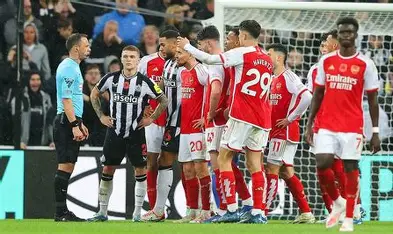 Latest Premier League News – Slot to Speak After Red Card