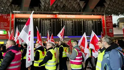 Thousands of Flights Canceled as German Airport Workers Strike for Better Pay