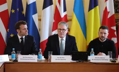 Starmer Pushes 'Coalition of the Willing' to Secure Peace in Ukraine