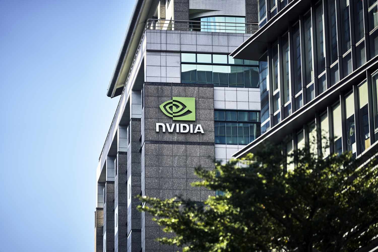 US Manufacturing Hits Four-Year High as Nvidia Lifts Wall Street to Records, But Iran Talks Collapse Spikes Oil 6% and European Tariffs Signal a Deeply Divided Global Economy in June 2026